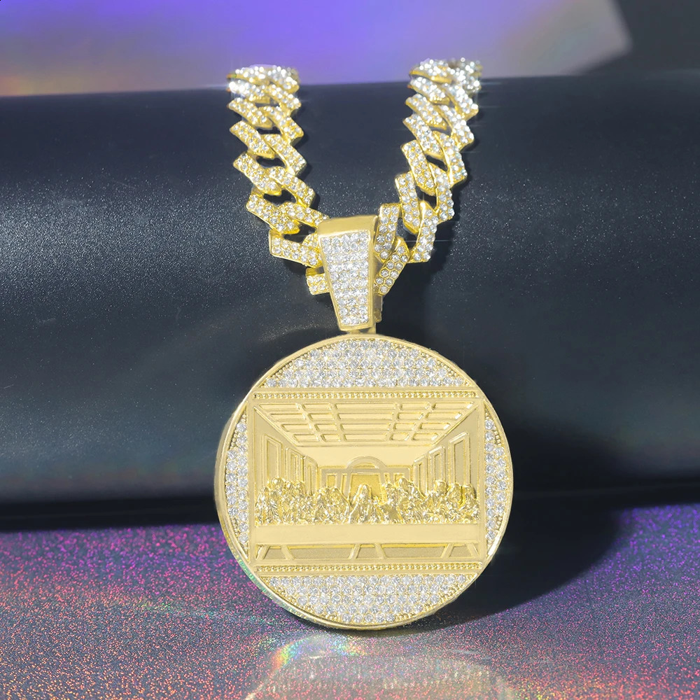 Men Women Hip Hop Pendant Necklace Iced Out Jesus Medal Bling Rhinestones Cuban Chain Street Jewelry Gift For Your Lover 250707