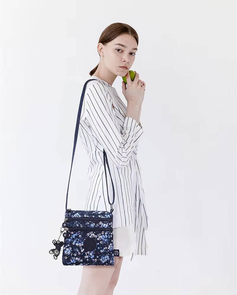 2024 Flower Summer Nylon Men Women Shoulder Messenger Bag Cross Body Phone Purse Lightweight Blue Grey Black Red Purple M0908 ddmynov
