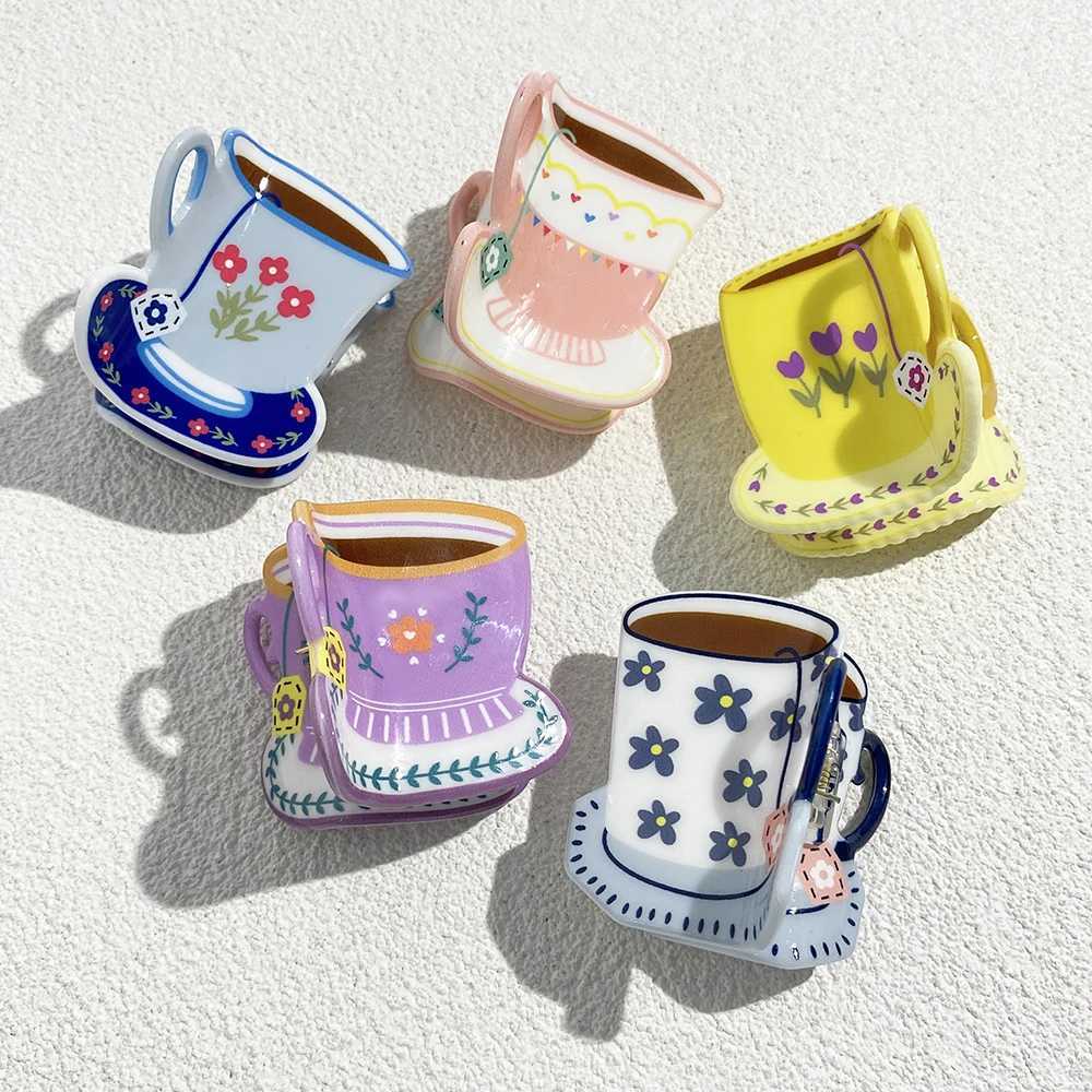 Sweet Cute Plastic Pastoral Flower Print Cup Shark Hairpin For Women Girls New Cute Vase Shape Hair Clip Claw Accessories Y250707