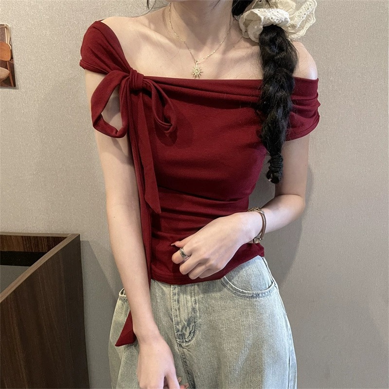 2025 Summer new women's T-shirt pure desire shoulder strap collar short sleeved women's T-shirt summer new slim fit top new designer T-shirt