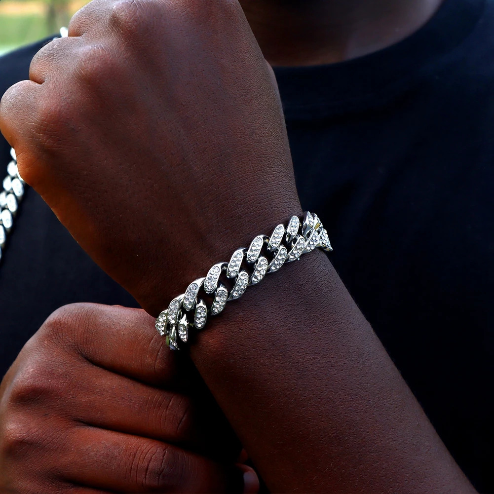 iced Out Hip Hop Cuban Link Chain Bracelets for Men Women HighQuality Bling ARhinestone Paved Miami Mens Jewelry 250707