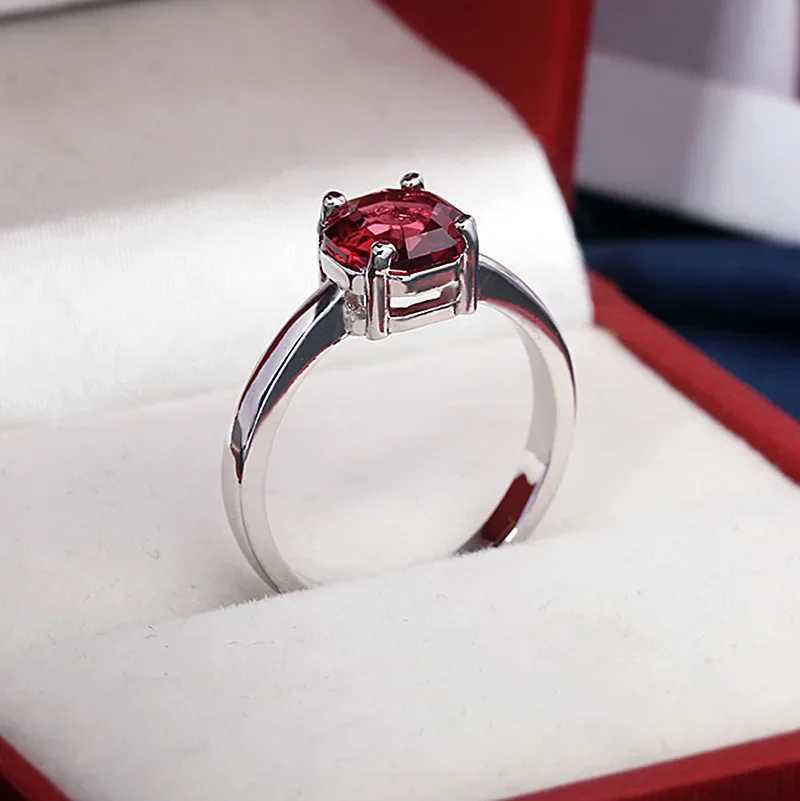 Red Ruby Oval Egg Shape Gemstone Sterling 925 Silver Wedding Rings For Women Bridal Fine Jewelry Engagement Ring Accessories XJ250707