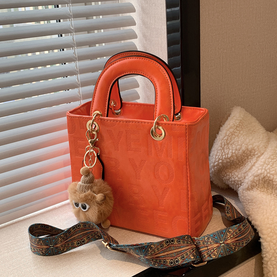 2025 Designer's New Multifunctional Wide Shoulder Strap Crossbody Bag For Autumn And Winter High-end Fashion Single Shoulder Crossbody Bag Prince
