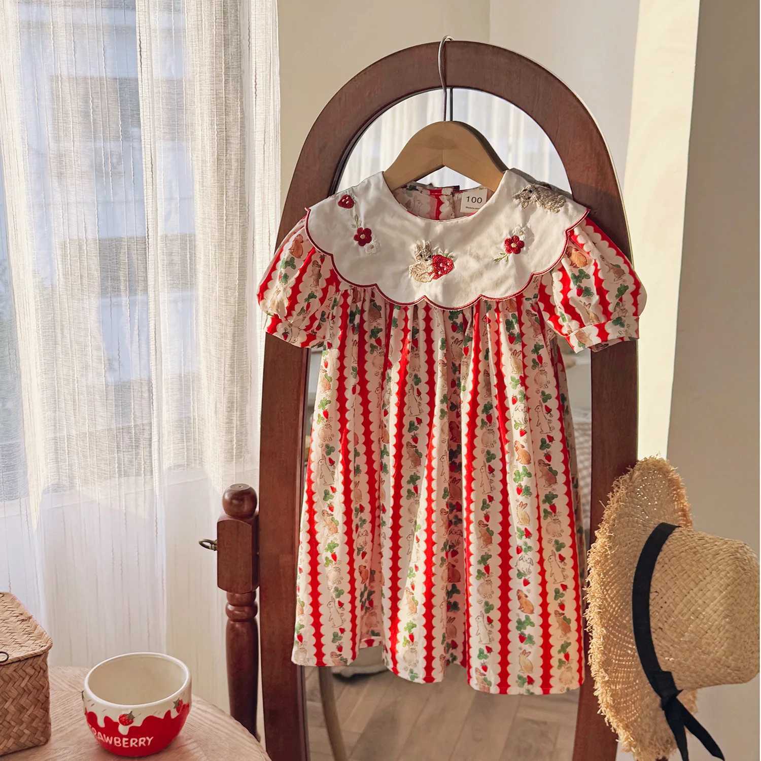 2025 Summer New Flower Collar Rabbit Embroidered Girls Dress with Bubble Sleeves Sweet Childrens Princess Skirt Korean Edition R250707