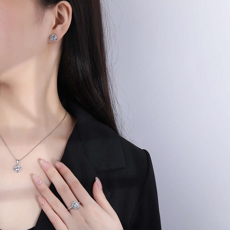 Jewelry Three-Piece Set S Sier Needle Imitation White Green Dia Earrings Ring Pendant Necklace D63