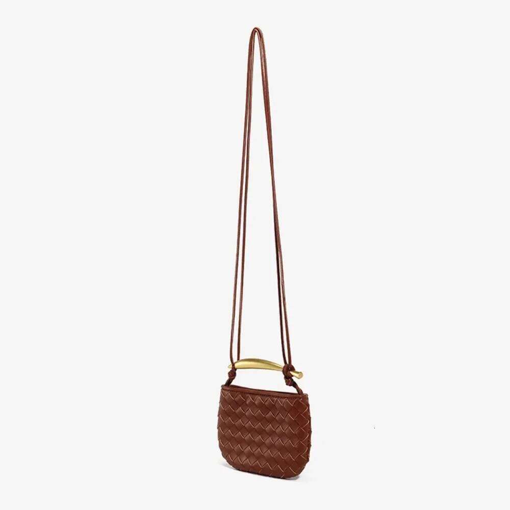 2025 summers musthave handmade woven bucket bag for women simple elegance spacious interior shoulder crossbody options