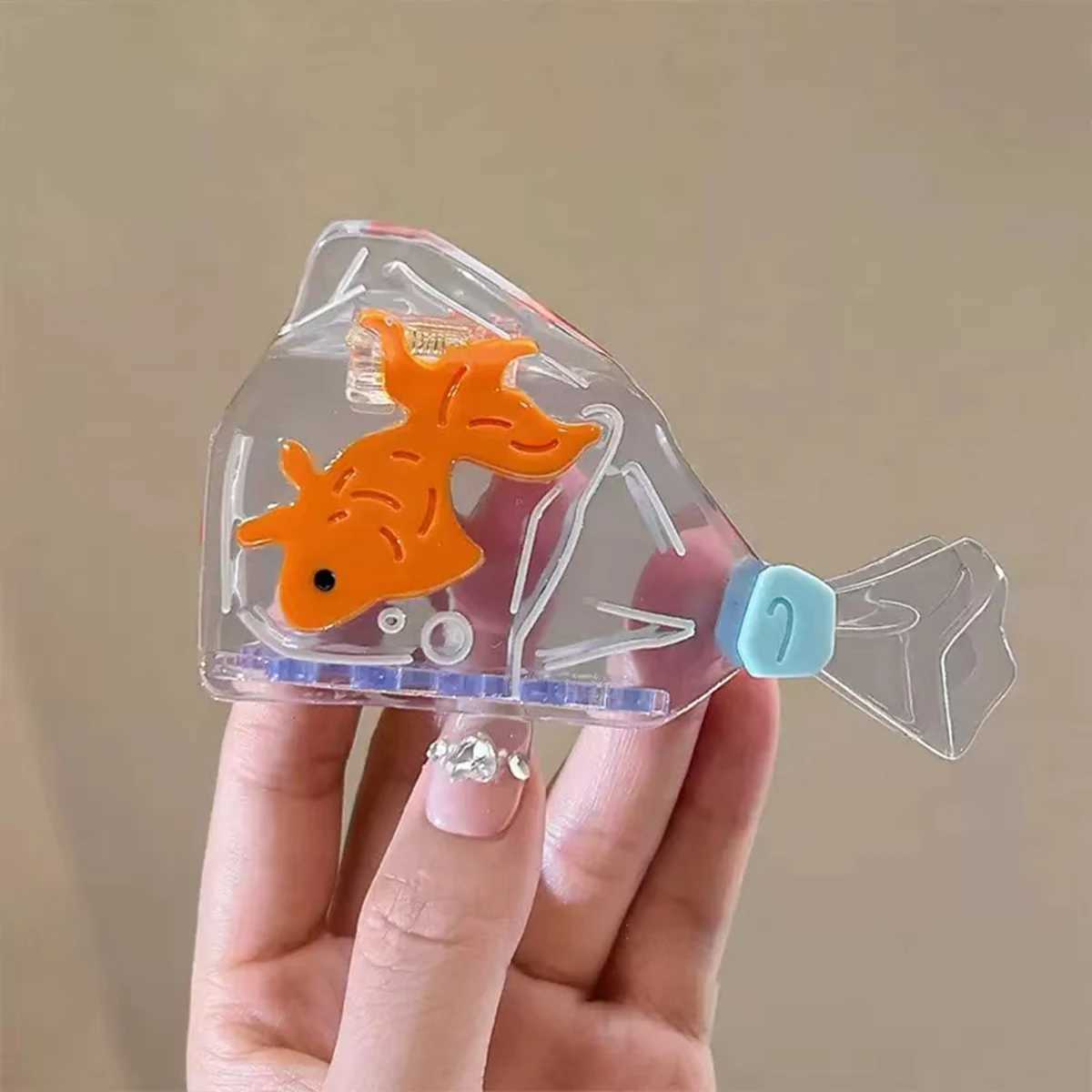 1pc summer new splicing creative personality small goldfish acetate hairpin bag design shark clip hairpin ponytail hair accessor Y250707