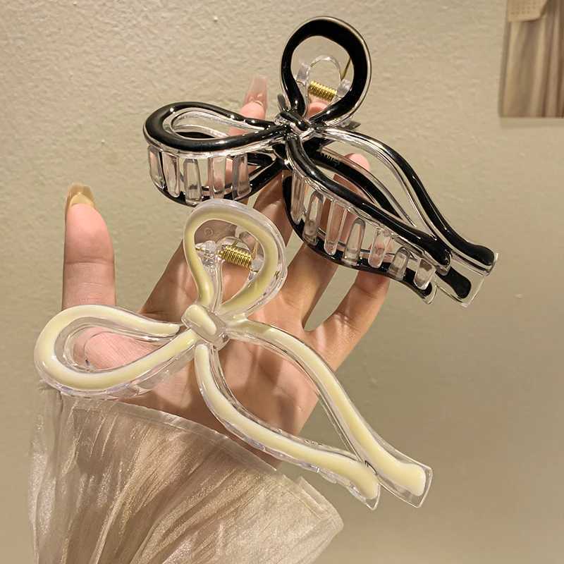 AISHG Crab Hair Clips for Women Shark Jelly Clear Claw Clips Scissors Shape Clamp Barrette Hairpin Girls Hair Accessories Z250707
