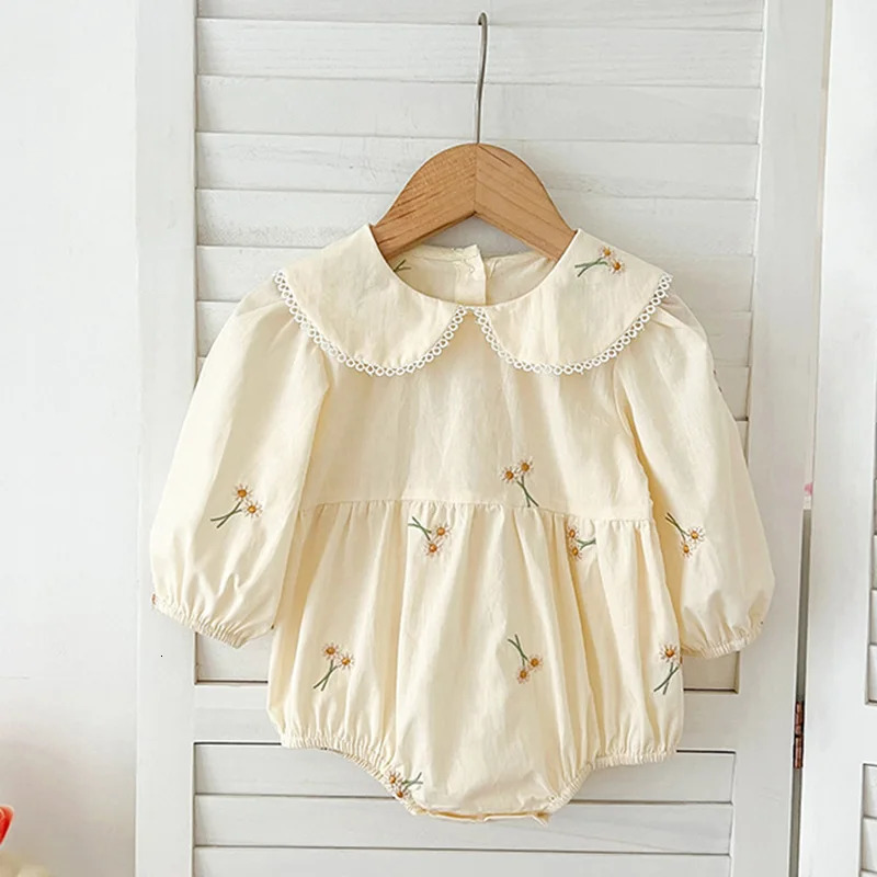 Spring 0-24M Baby Girl Clothing Toddler Baby Girl Romper Embroidery Flower Dots Cotton Romper White Infant Baby Girls Jumpsuit 250707