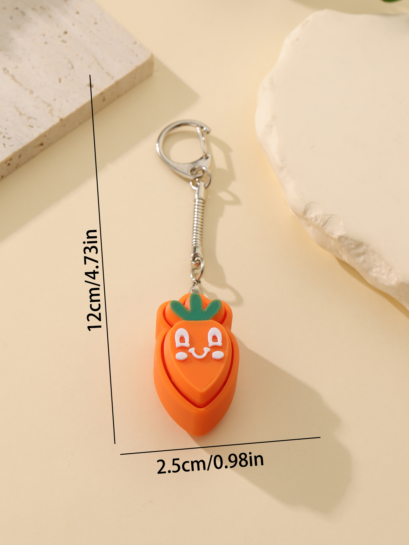 Keychain carotte imprimé en 3D - Un jouet de soulagement du stress adulte avec un gadget portable de réduction de l'anxiété avec une conception d