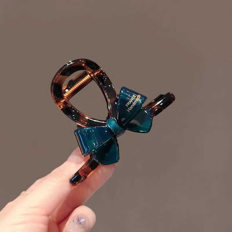 1pc Korean contrasting bow medium shark clip fashionable hot stamping letters half tied hair clip hair clip Z250707