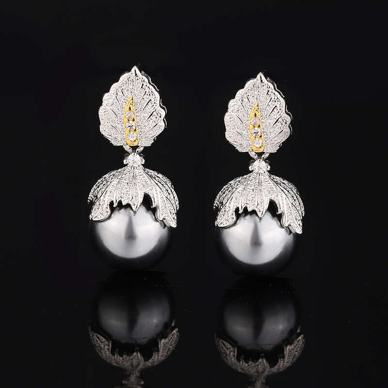 Necklace Niche Light High-End Sense Color-Separated Electroplated S Sier Needle Earring Set Gray Pearl Women A84