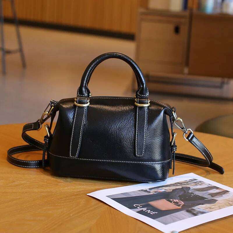 Fashion Genuine Leather Women's Shoulder First Cowhide Handbag Design Small Crossbody Women Daily Commuter Bag