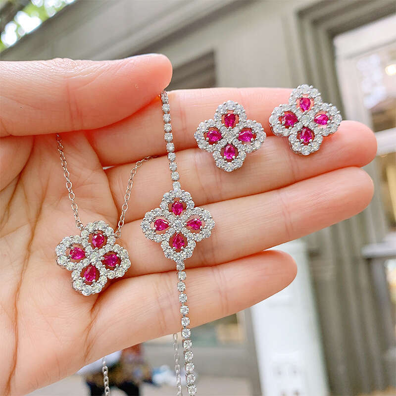 Gold-Plated Copper Necklace And Faux Red Square Bracelet Mother's Day Gift Gemstone Jewelry Set For Women Aa6