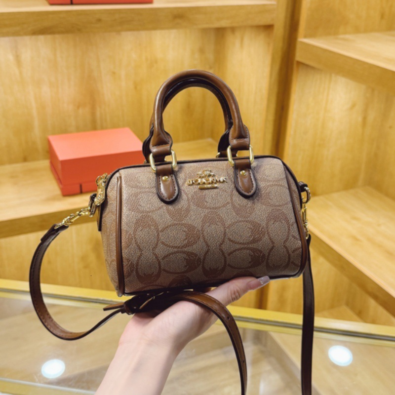 Designer High-End Feel for Women 2025 New Printed Elegant Boston Versatile Pillow Shoulder Crossbody Light Luxury Women's Bag