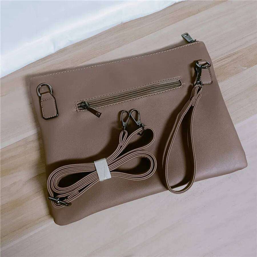 Fashion Rivets Women Envelope Clutch PU Leather Women's Crossbody Messenger Bag Female Shoulder Bag Clutches Bolsas Red