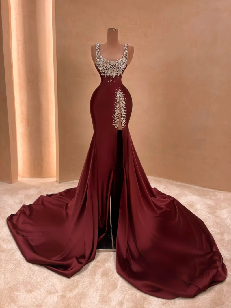 Elegant Women Evening Dresses Spaghetti Straps Sleeveless Gown Crystal Split Side Sweep Train Dress For Party Custom Made
