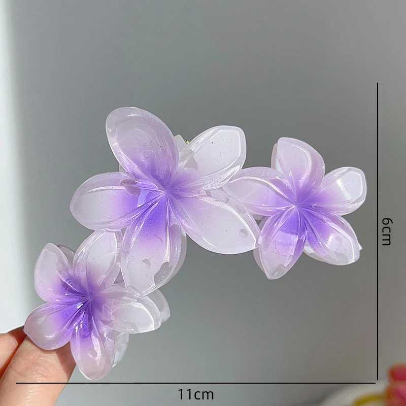 Fashion Gradient Egg Flower Hair Claws Clips for Women and Girls Sweet Acrylic Hairpins Summer Beach Hawaiian Hair Accessories Y250707