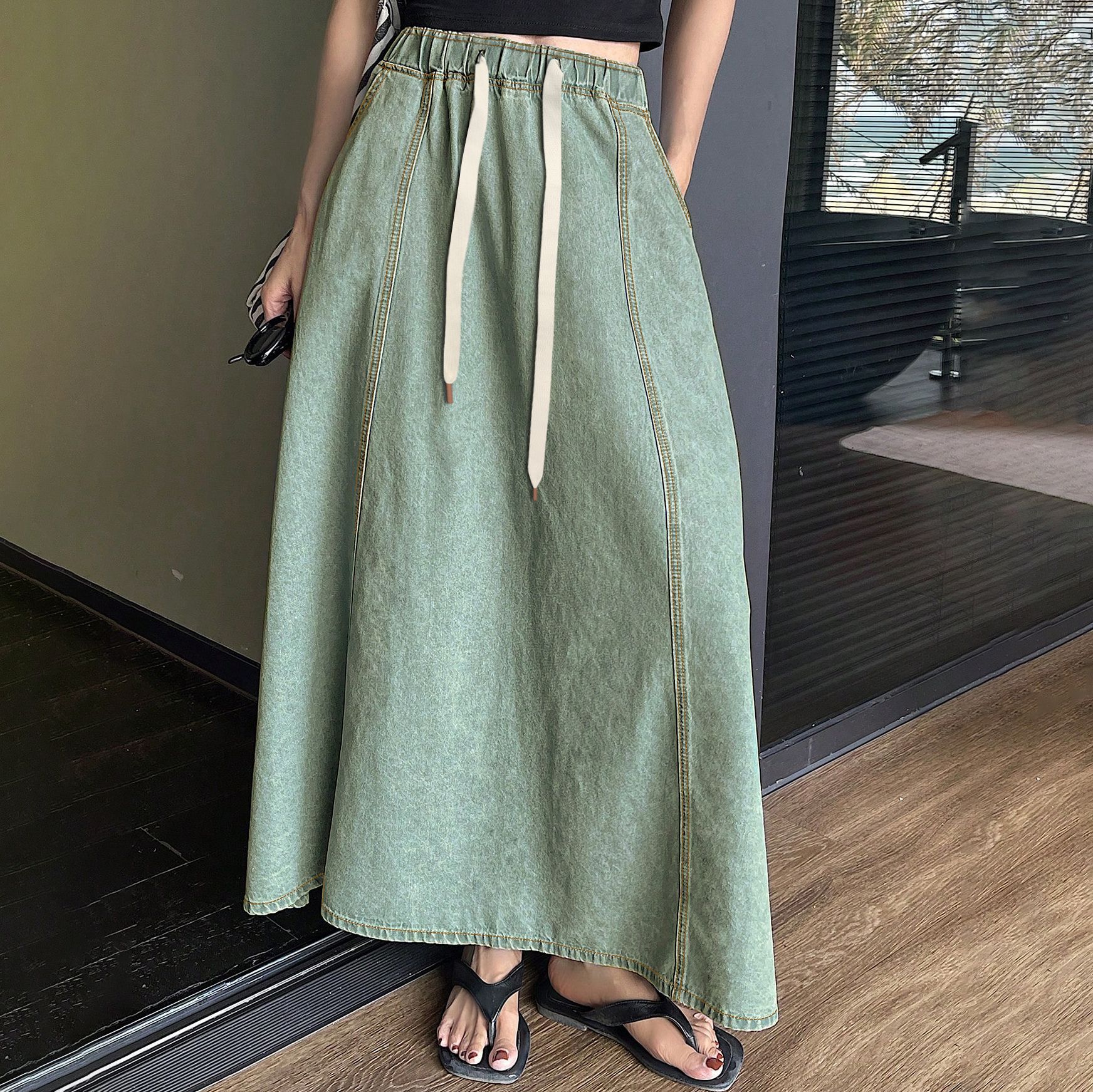 LW4260 Ice silk skirt pants women's summer thin 2025 new a-line skirt high waist drape small size fashion skirt