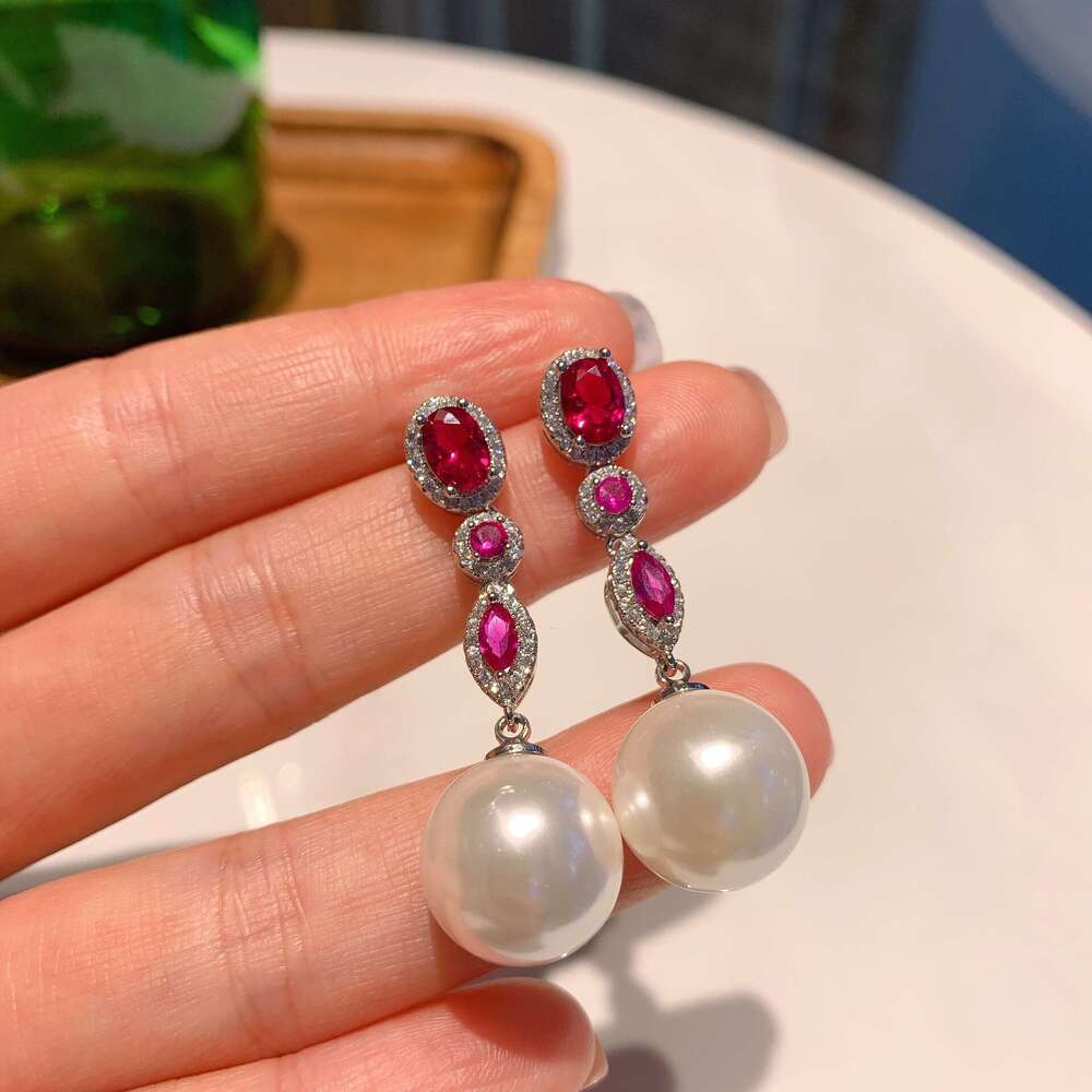 White Shell Fairy Temperament Elegant Personality Exaggerated Green Jewelry Ins Trend Live Style Pearl Drop Earrings 732