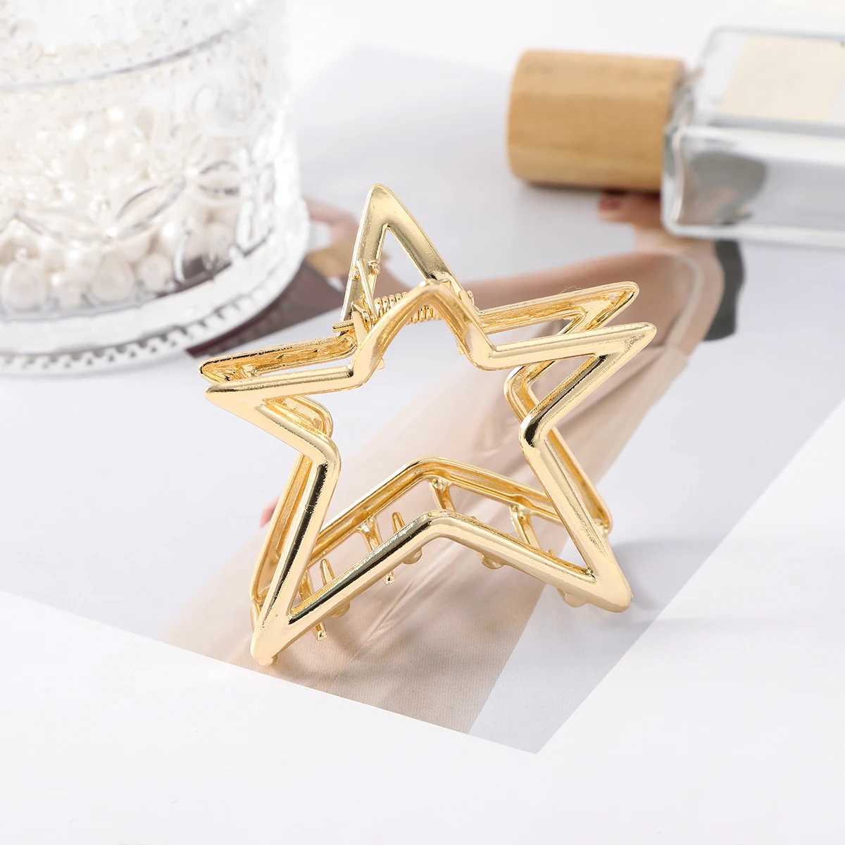 AWAYTR Harajuku Hollow Star Pentagram Star Hair Claws Sweet Cool Charm Trend Hair Clip for Women Y2k Hair Accessories Z250707