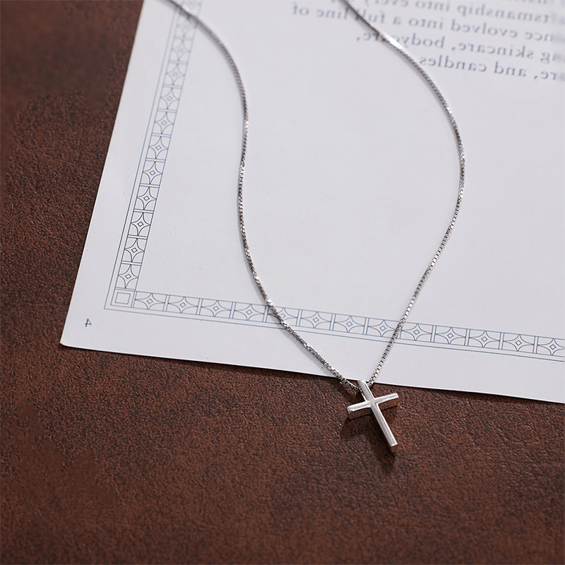 Fashion 925 silver necklace women cross glossy minimalist style memorial cross collarbone necklace SW0062