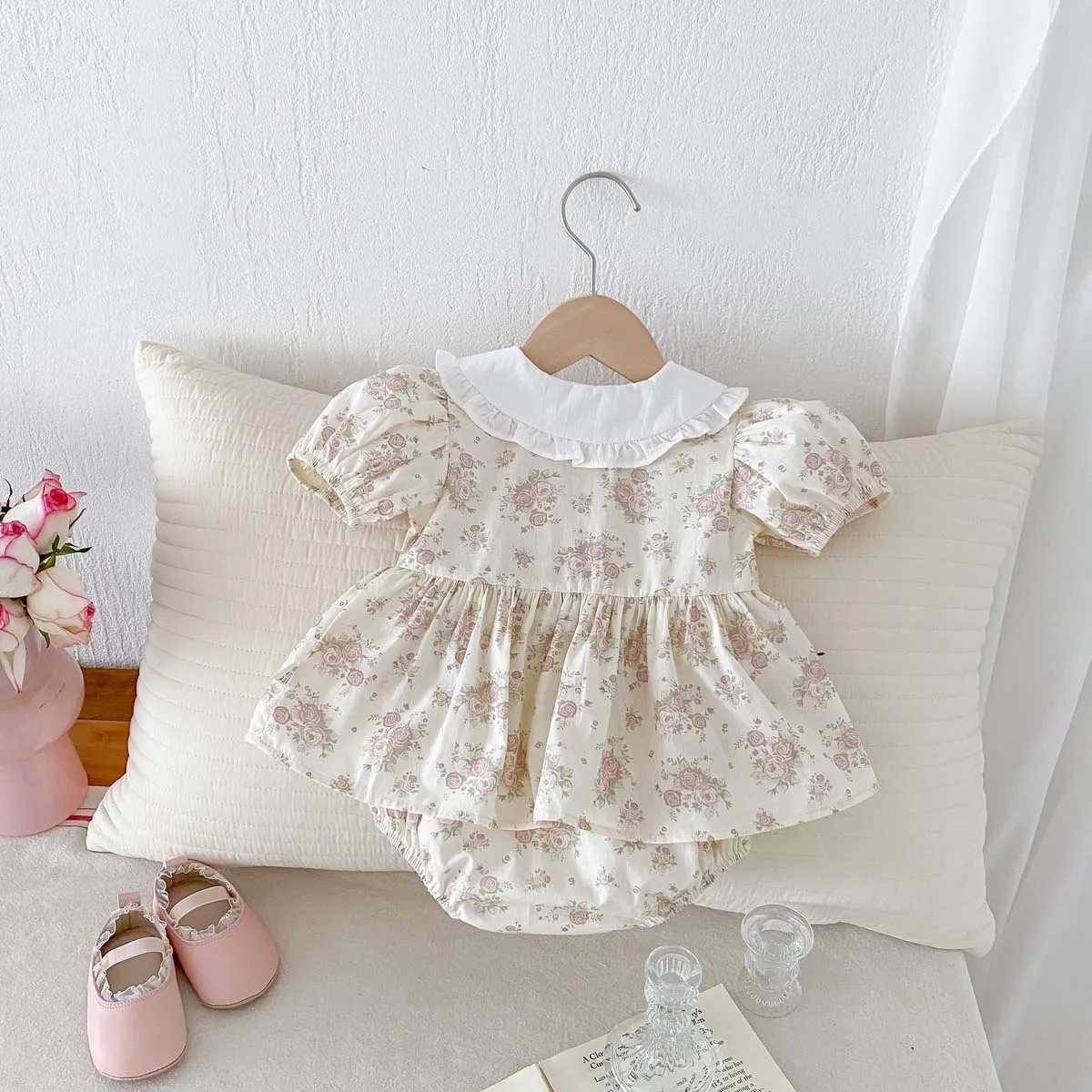 Summer Baby Girl Clothes Newborn Romper Peter Pan Collar Floral Cotton Short Sleeve Baby Bodysuit 0-24 Months R250707