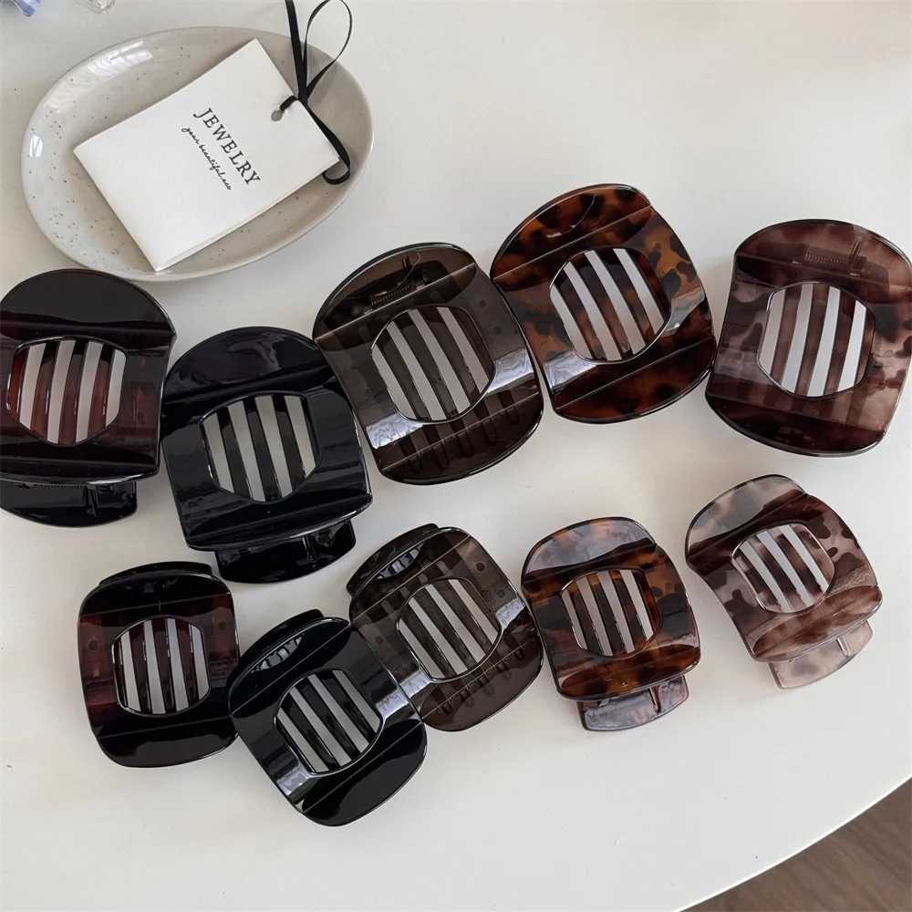 Vintage Elegant Hair Claw Clips Arc Shape Geometric Hairgrip Hairpin New Headwear Women Hair Accessories Z250707