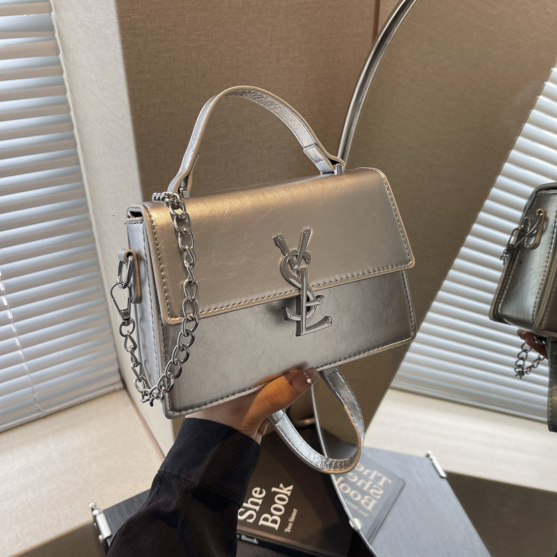 Designer High-End for Women 2025 New Korean Version Versatile Fashion Small Square Handbag Elegant Shoulder Crossbody Light Luxury Women's Bag