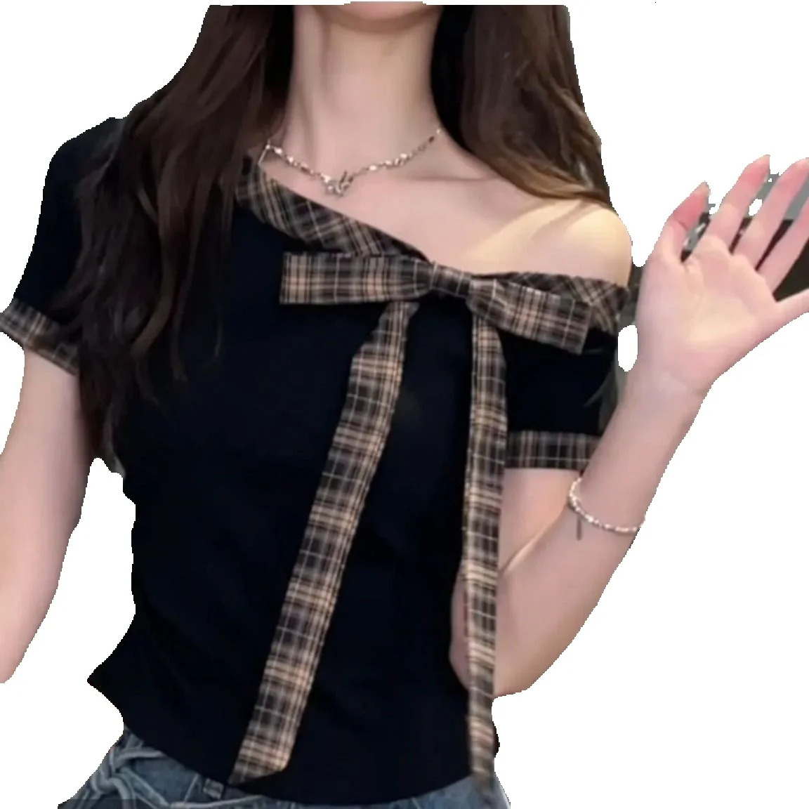 2025 Summer new women's T-shirt sweet style striped T-shirt summer bow T-shirt slim fit off shoulder top new designer T-shirt