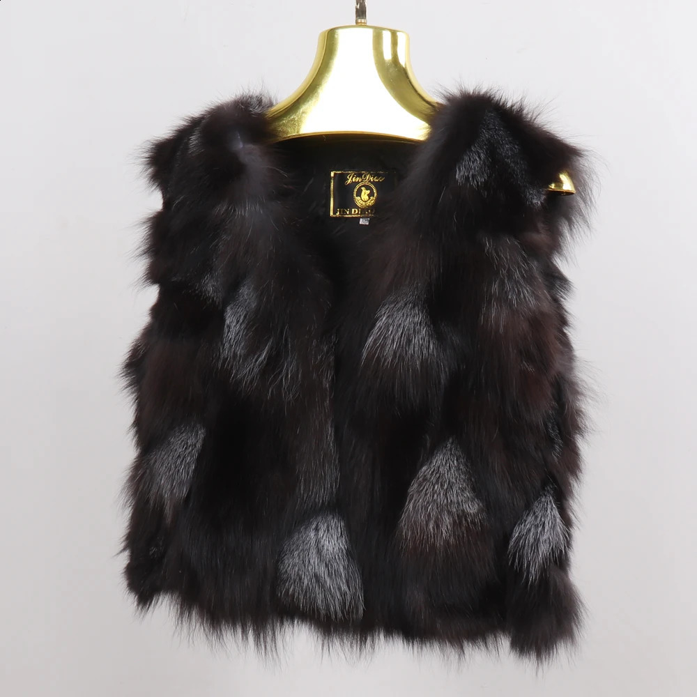 Winter Women Sliver Fox Fur Vest Short Style Warm 100% Natural Sliver Fox Fur Gilet Sliver Fox Fur Sleeveless Jacket 250703