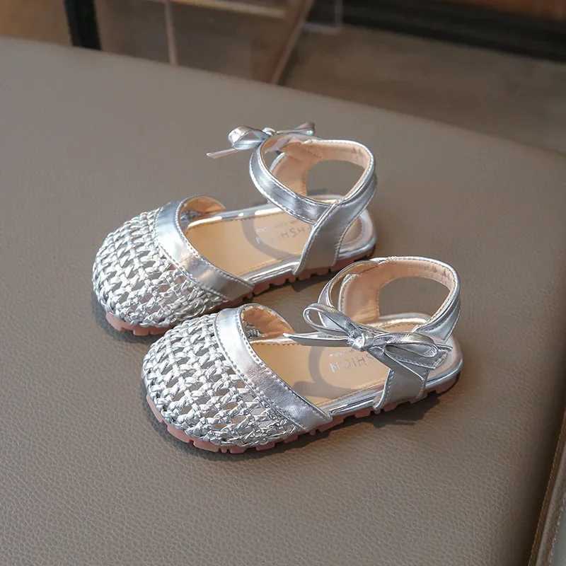 Kids Girls Woven Sandals Summer New Childrens Fashion Hollow Princess Sandals Soft-soled Beach ShoesR250707