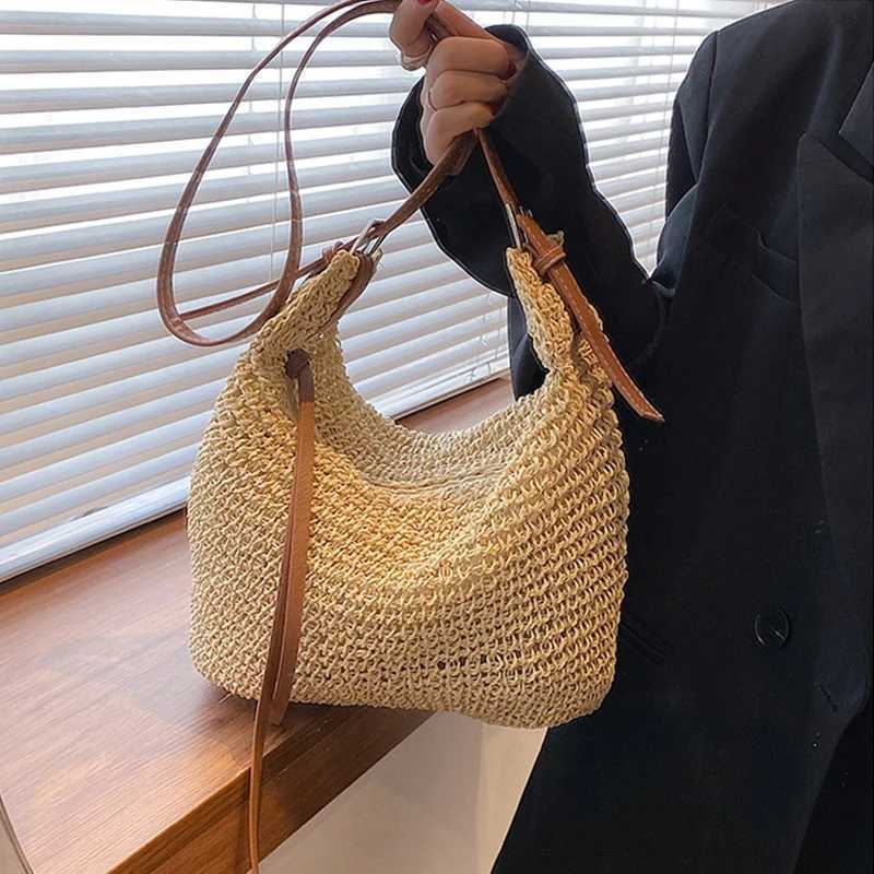 Womens Woven Handbag Luxury Designer Beach Bag Large Capacity Female Hobo Bag Travel Shoulder Crossbody Bags