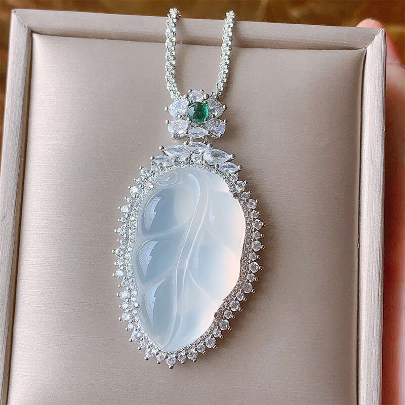 Huayoumei Jewelry Green White Chalcedony Leaf New Chinese Accessories National Style Step-By-Step High-Rise Necklace Pendant 721
