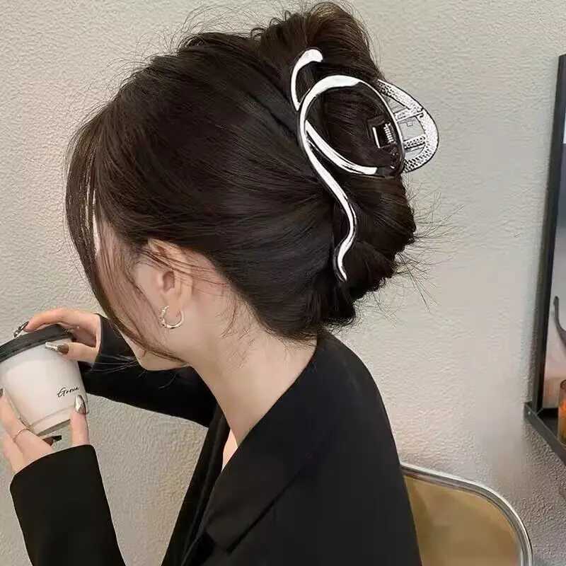 2024 New Vintage Ribbon Bow Hair Claws Exquisite Metal Hair Clip Clasp Hairpins For Women Hair Accessories Barrettes Shark Clips Z250707