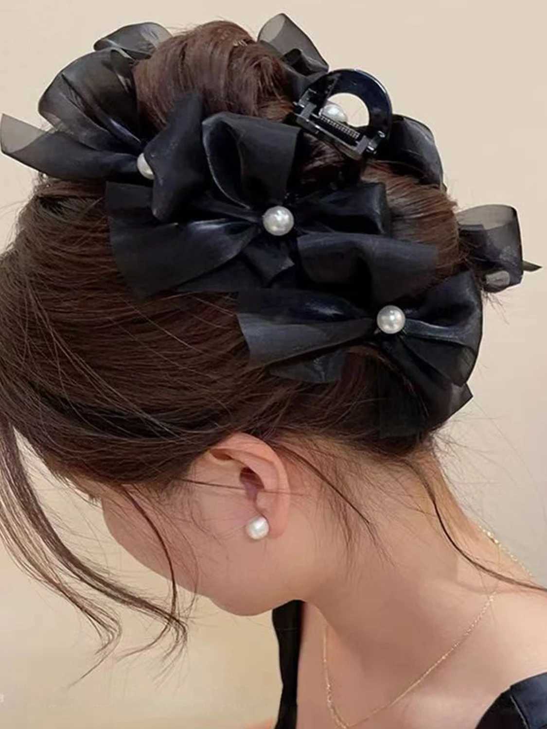 Spring and summer Korean sweet and elegant pearl organza bow grab clip gentle temperament large pan hair grab clip shark clip Z250707