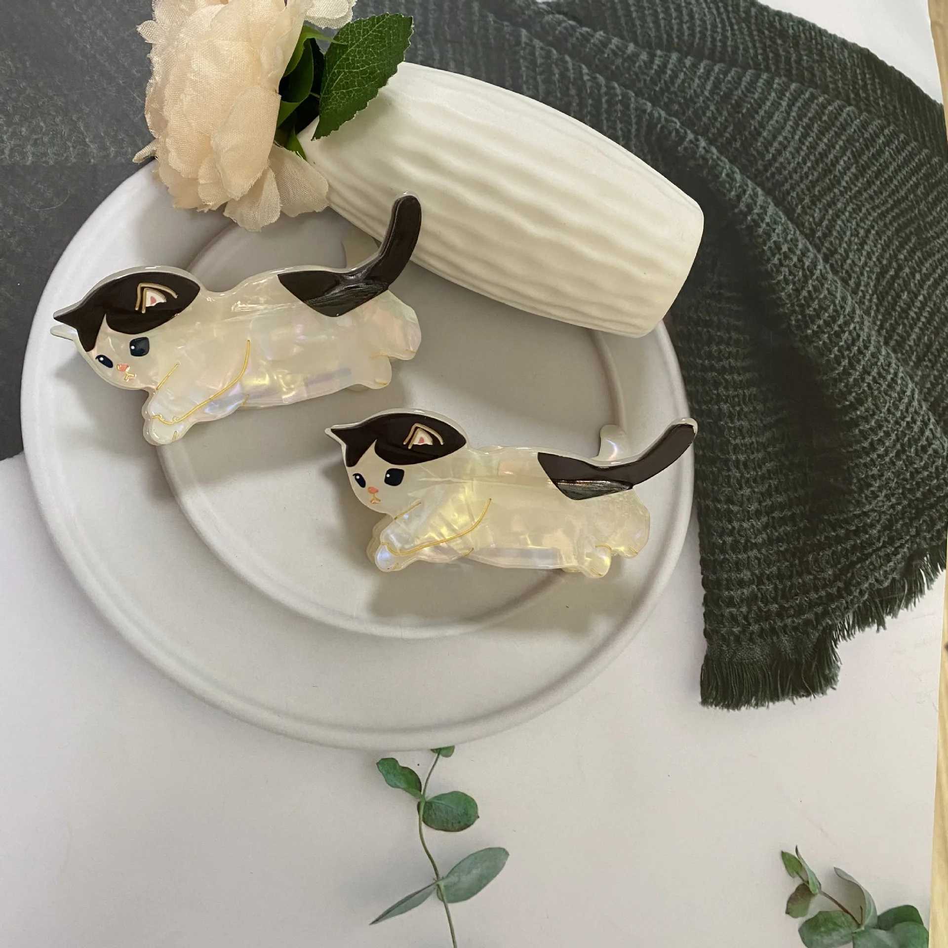 100% Naughty Cat Hair Claw Japanese Style Cute Design Eco-Friendly Material Hair Claw Clips Hair Accessories for Women Girls Y250707