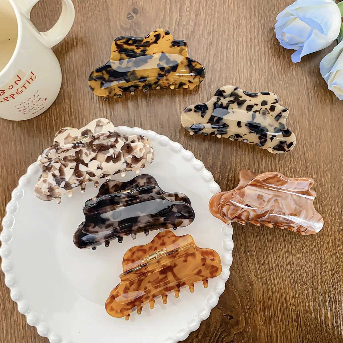10.5CM Big Size Ladies Hair Claw Cloud Shape Tortoiseshell Leopard Acetate Hair Claws Clip for Women Hairpins Hair Accessories Y250707