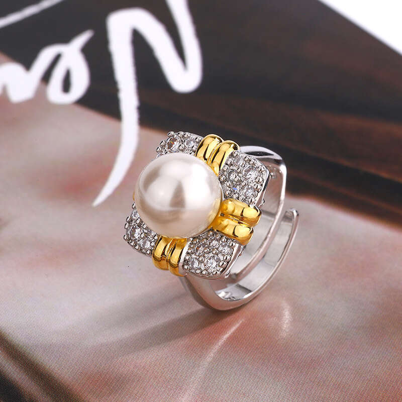 Elegant Ring Necklace Pearl Earrings Light High-End Minimalist Style Collarbone Chain Women's Three-Piece Set B3e