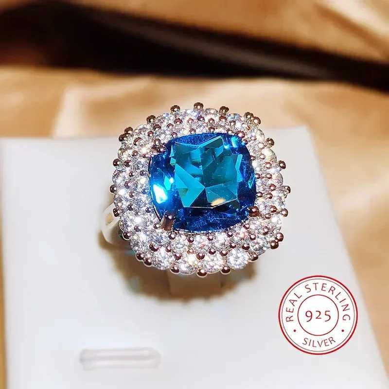 New Vintage Temperament Ring Female Simulation Full Diamond Sapphire Ring Party Birthday Jewelry Gift Wholesale XJ250707