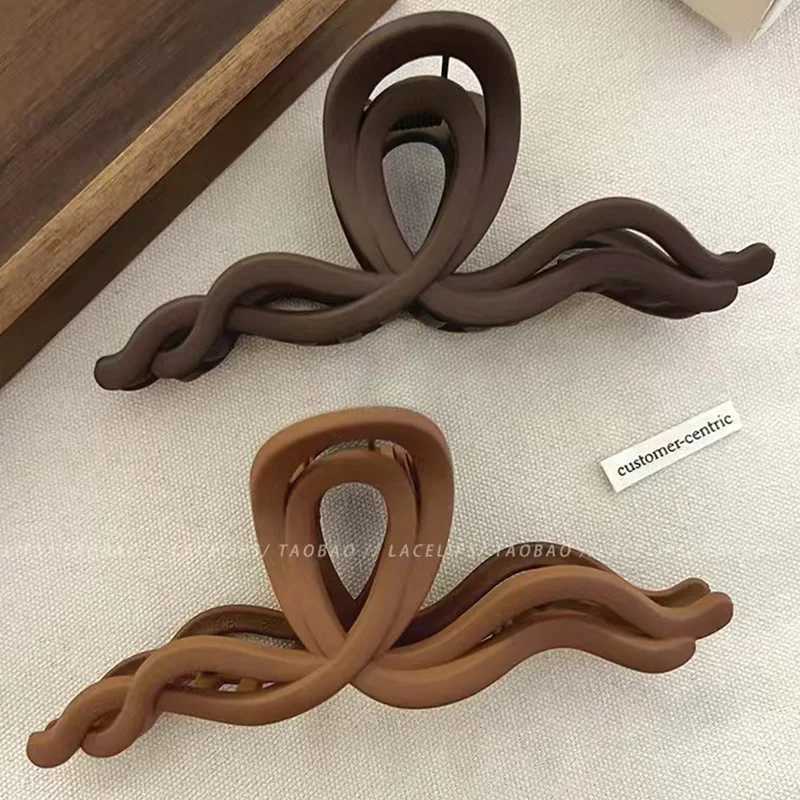 Vintage Brown Bow Shape Hair Claw For Women Hair Ornament Back Hair Holder Claw Clip Hairpin Hair Clip Fashion Hair Accessories Z250707