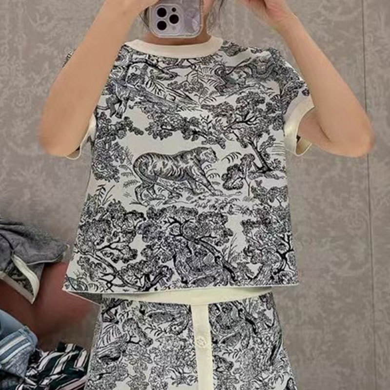 Ladies Animal Jacquard Knit T-Shirt - Premium Short Sleeve Breathable Top,Multiple Colors Luxury Jacquard Detail & Summer Capsule Essential S0721