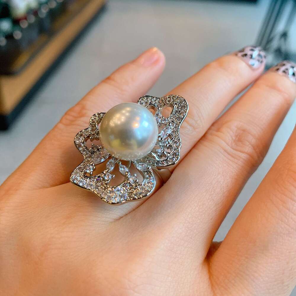 Tiktok Live White Diamond Mother-Of-Pearl Ring Women Adjustable Pearl Jewelry For Banquets 15E
