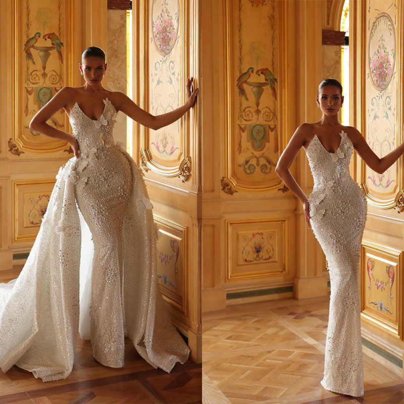 Fashion Strapless Pearls Wedding Dresses Elegant Sleeveless Sequined Applique Mermaid Gown Beaded vestidos de novia Customized