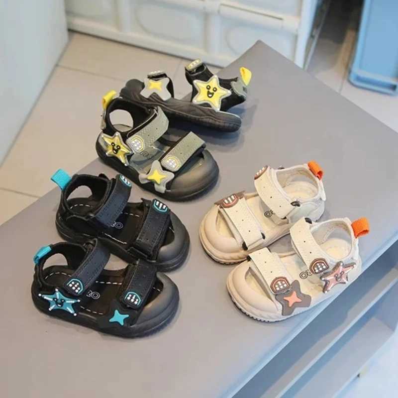 2025 New Fashion Korean Style Summer Luxury Pentagram Childrens Beach Shoes Ergonomic Soft Soled Childrens Womens Sandals R250707