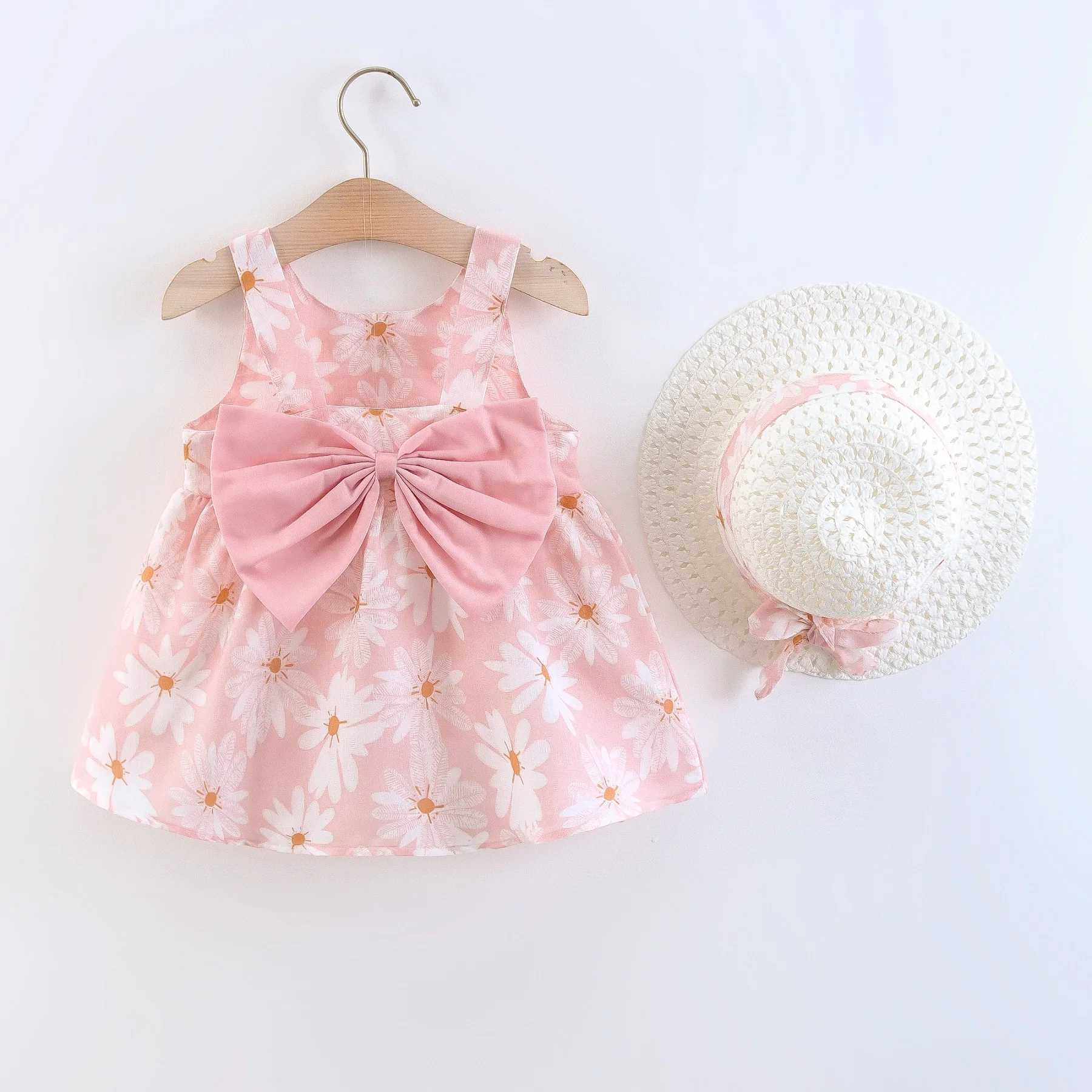 Summer Baby Girl Newborn Strap Dress Little Daisy Bow Baby Princess Dress Girl Childrens Wear Comes With Same Hat R250707