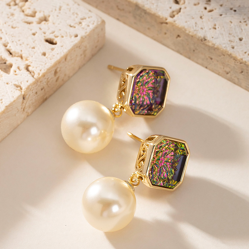 Internet Celebrity Live Fashion Exquisite Style Pearl for Women, Unique and Versatile, Elegant Sier Needle Earrings