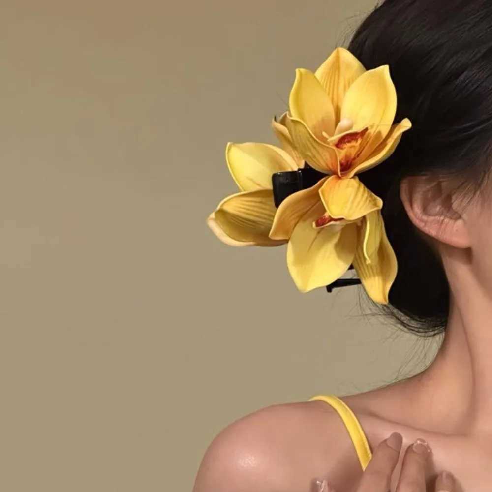 100% Cotton Linen Cotton Linen Cotton Flower Hair Claw Acrylic Fabric Women Hair Accessories Daily Y250707