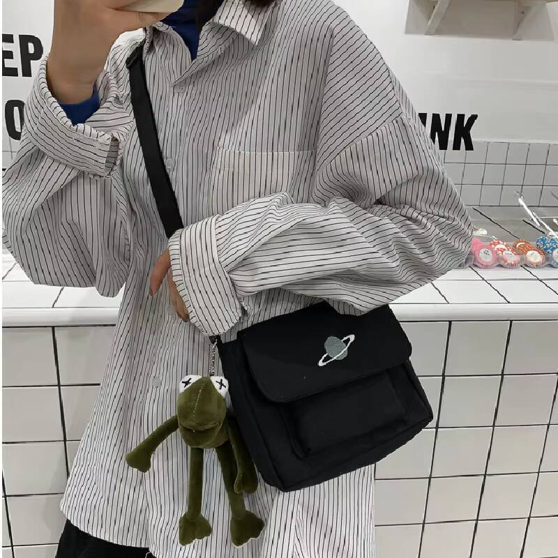 Casual Collage Student Messenger Small Canvas Shoulder Bag For Women Print Crossbody Bags Bolsas Sac ddmynov