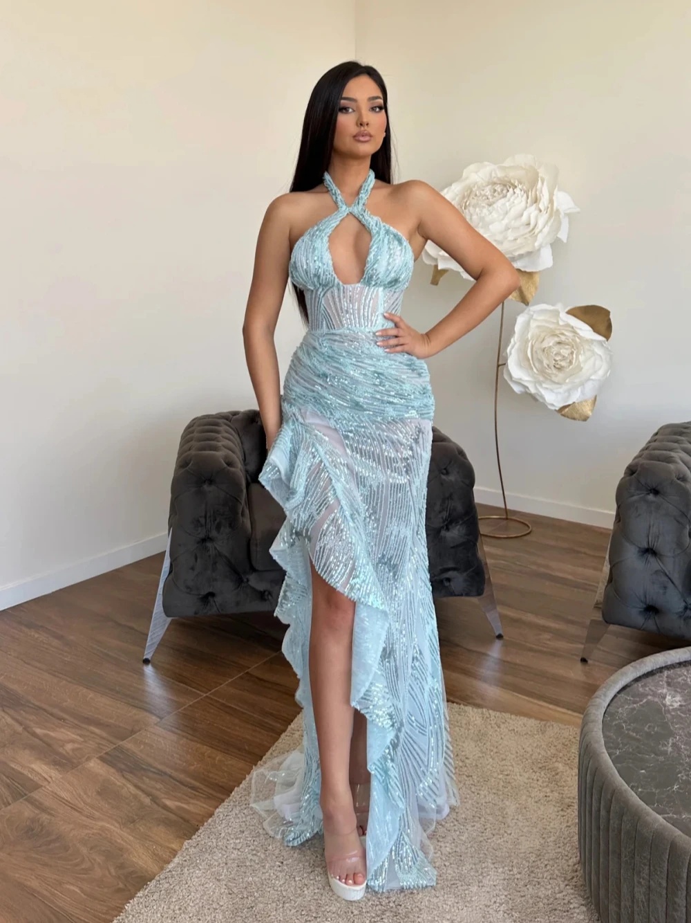 Sexy Women Evening Dresses Sweetheart Neck Halter Sleeveless Gown Sequins Split Side Sweep Train Dress For Party Custom Made
